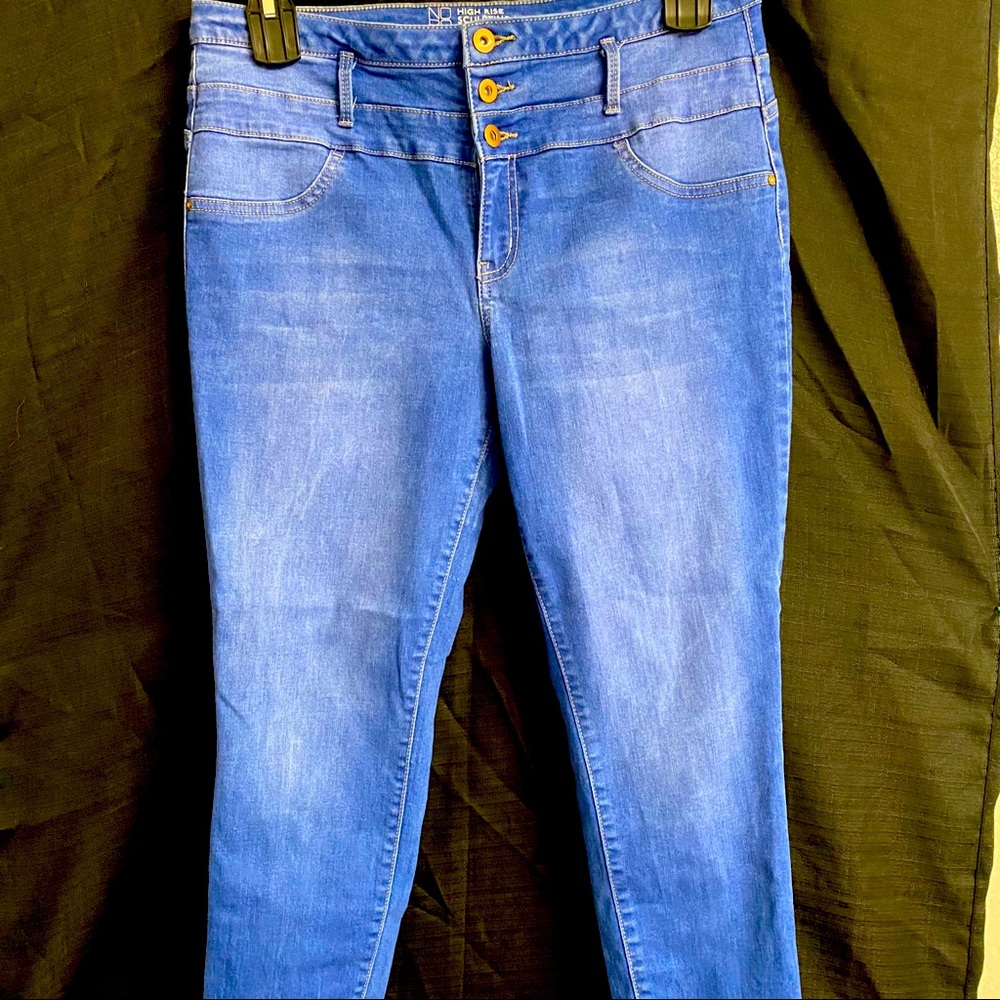 Skinny jeans